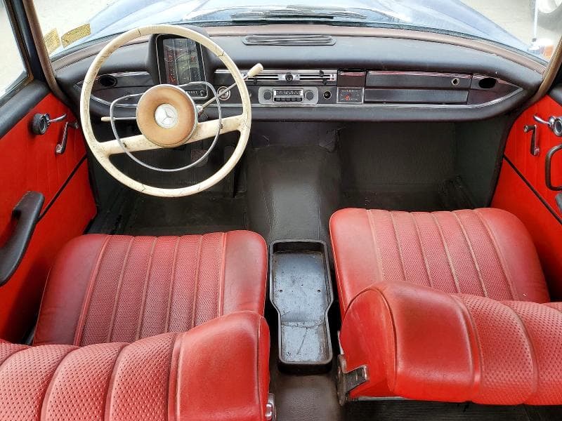 1965 MERCEDES-BENZ 190 E 8