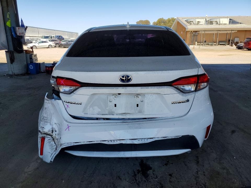 2020 TOYOTA COROLLA LE 6