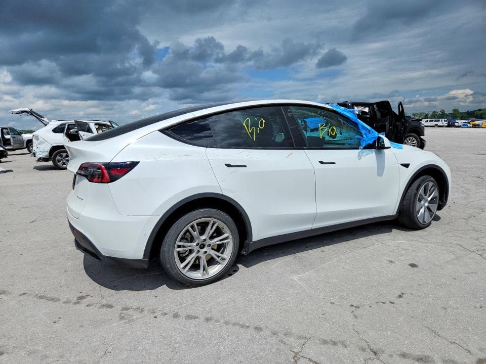 2022 TESLA MODEL Y 3