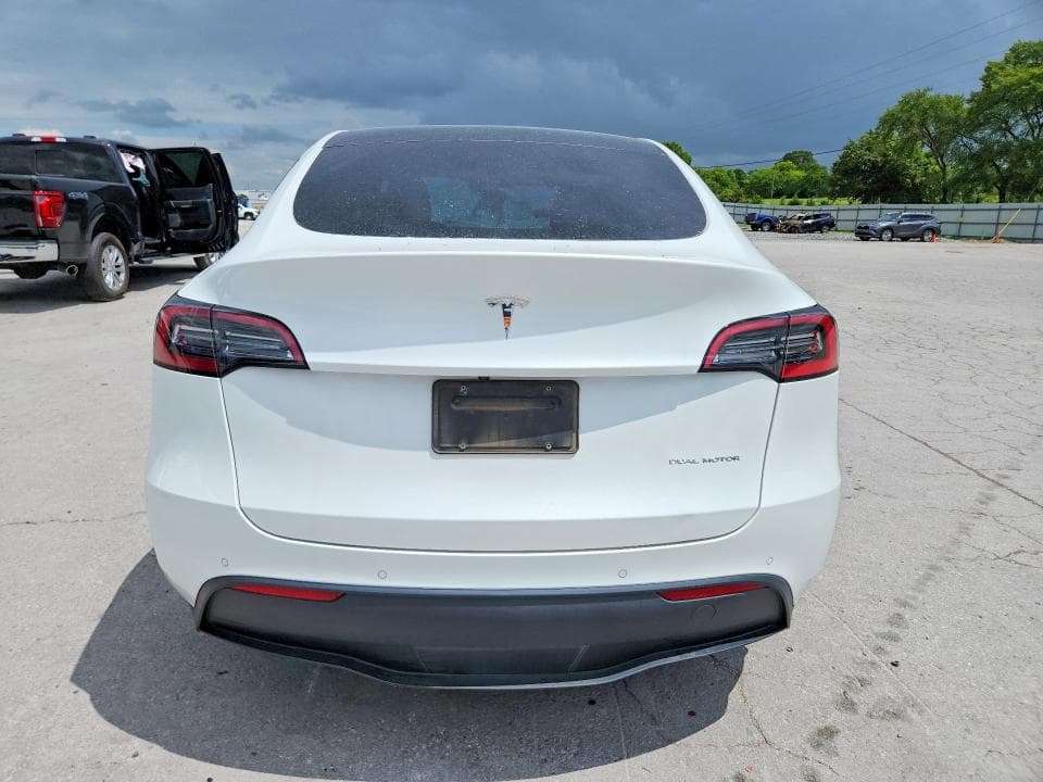 2022 TESLA MODEL Y 6