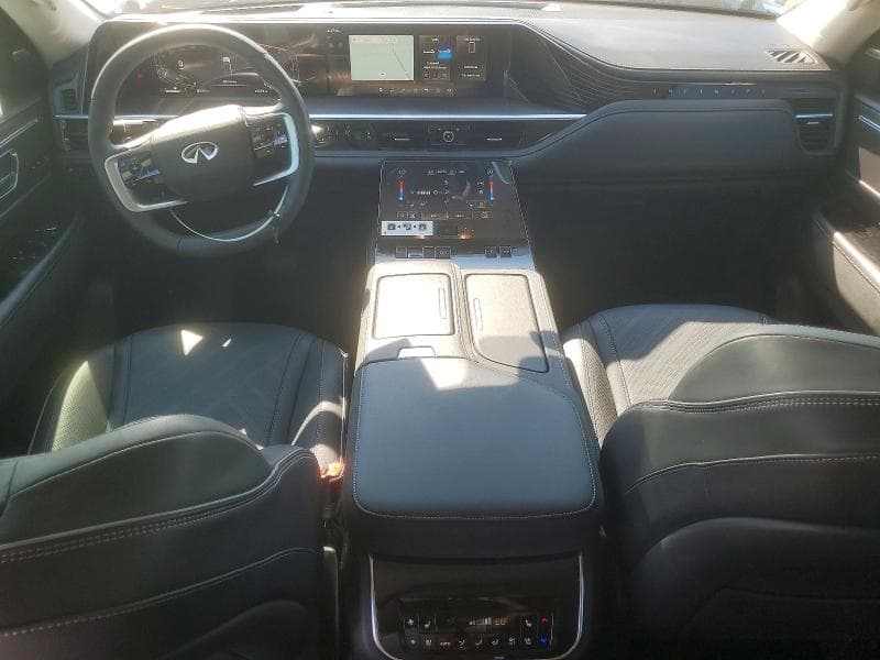 2025 INFINITI QX80 LUXE 8