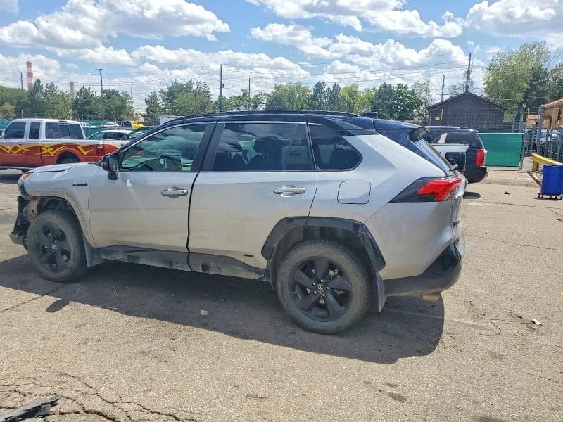 2020 TOYOTA RAV4 XSE 2