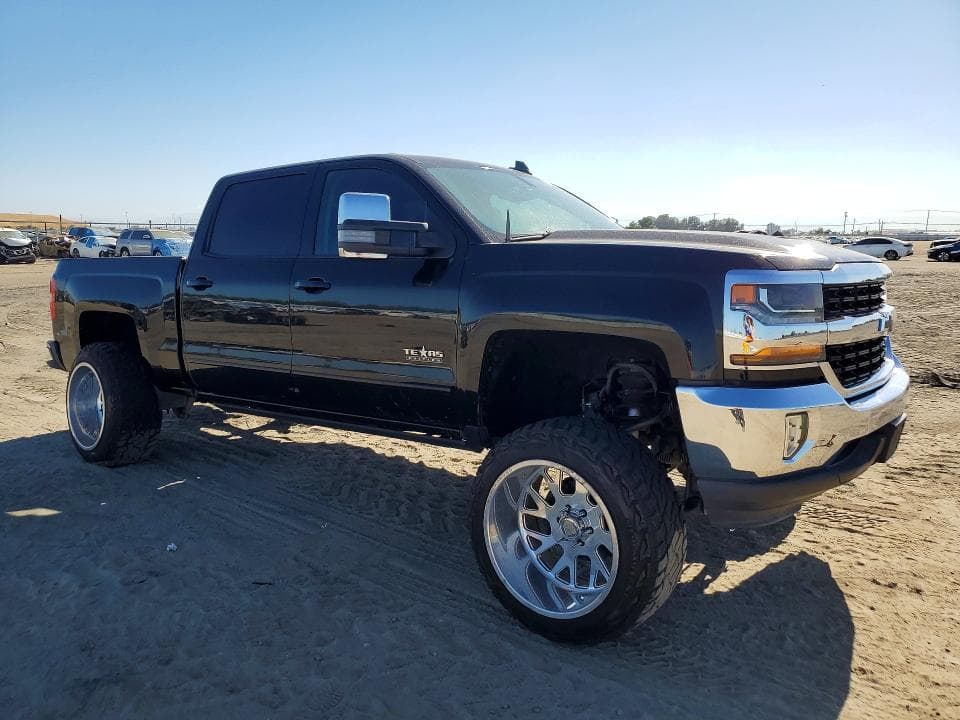 2017 CHEVROLET SILVERADO C1500 LT C1500 LT 4