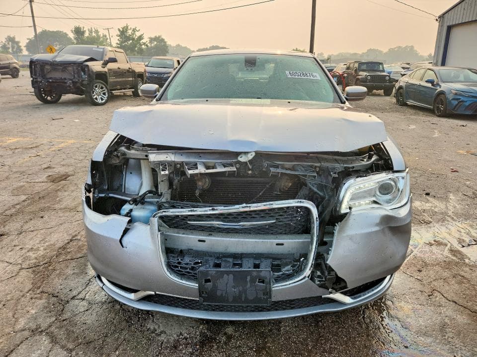 2017 CHRYSLER 300 LIMITED LIMITED 5