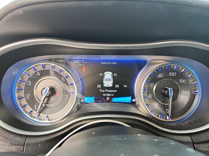 2017 CHRYSLER 300 LIMITED LIMITED 9