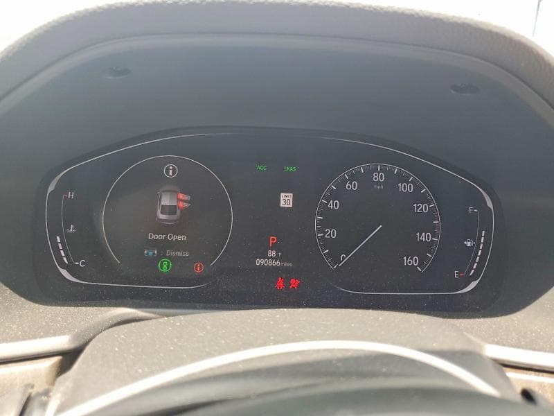 2019 HONDA ACCORD TOURING 9