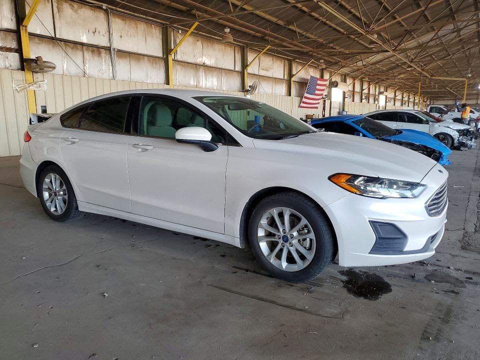 2019 FORD FUSION SE 4