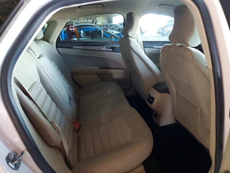 2019 FORD FUSION SE 10