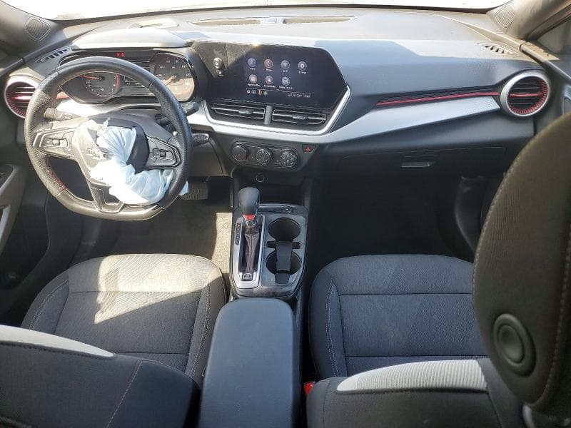 2024 CHEVROLET TRAX 1RS 8