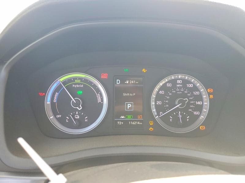 2019 HYUNDAI SONATA HYBRID LIMITED 9