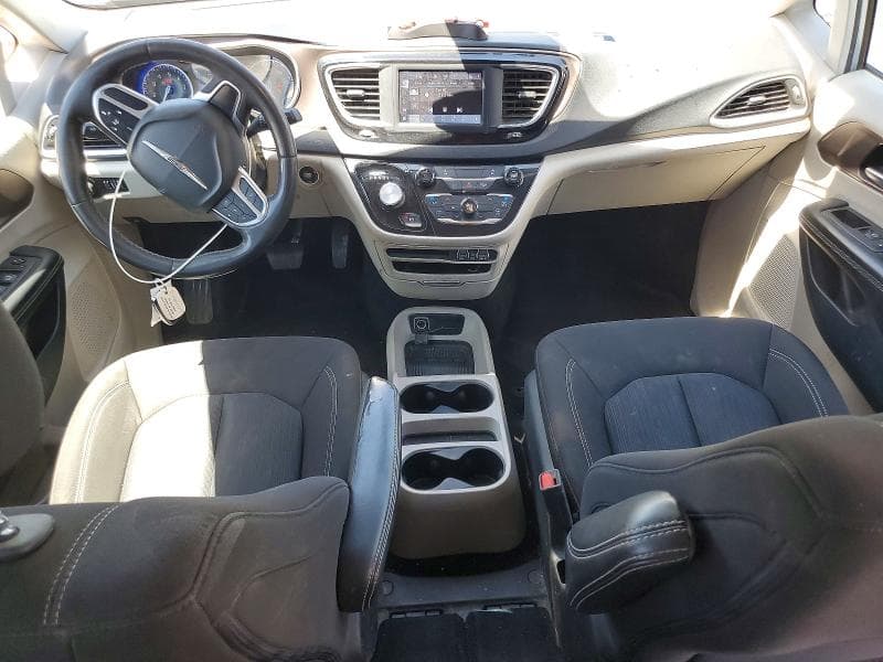2023 CHRYSLER VOYAGER LX LX 8