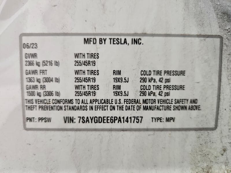 2023 TESLA MODEL Y 26