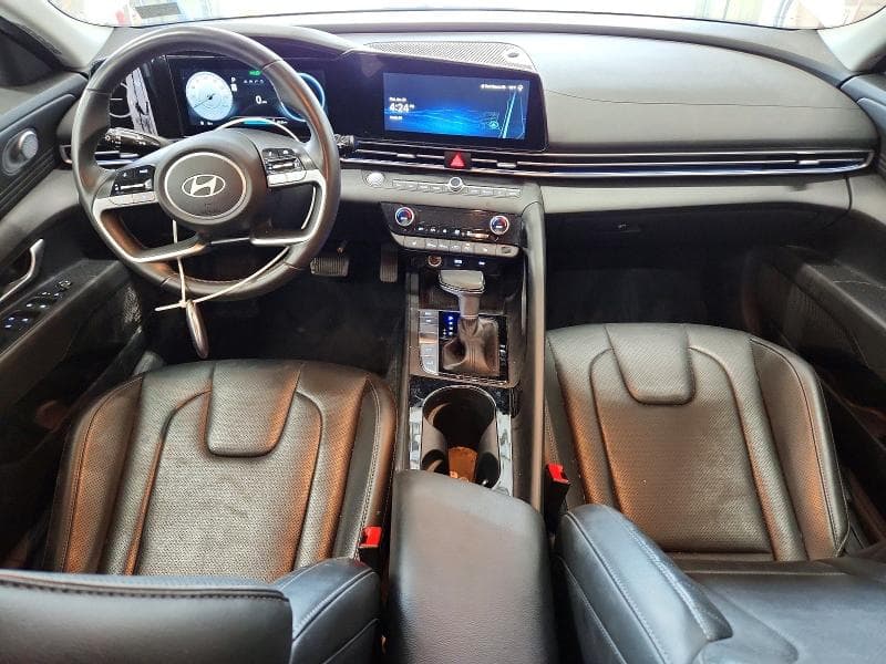 2025 HYUNDAI ELANTRA LIMITED 16