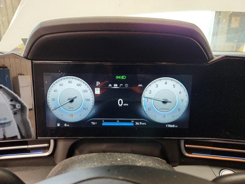 2025 HYUNDAI ELANTRA LIMITED 17