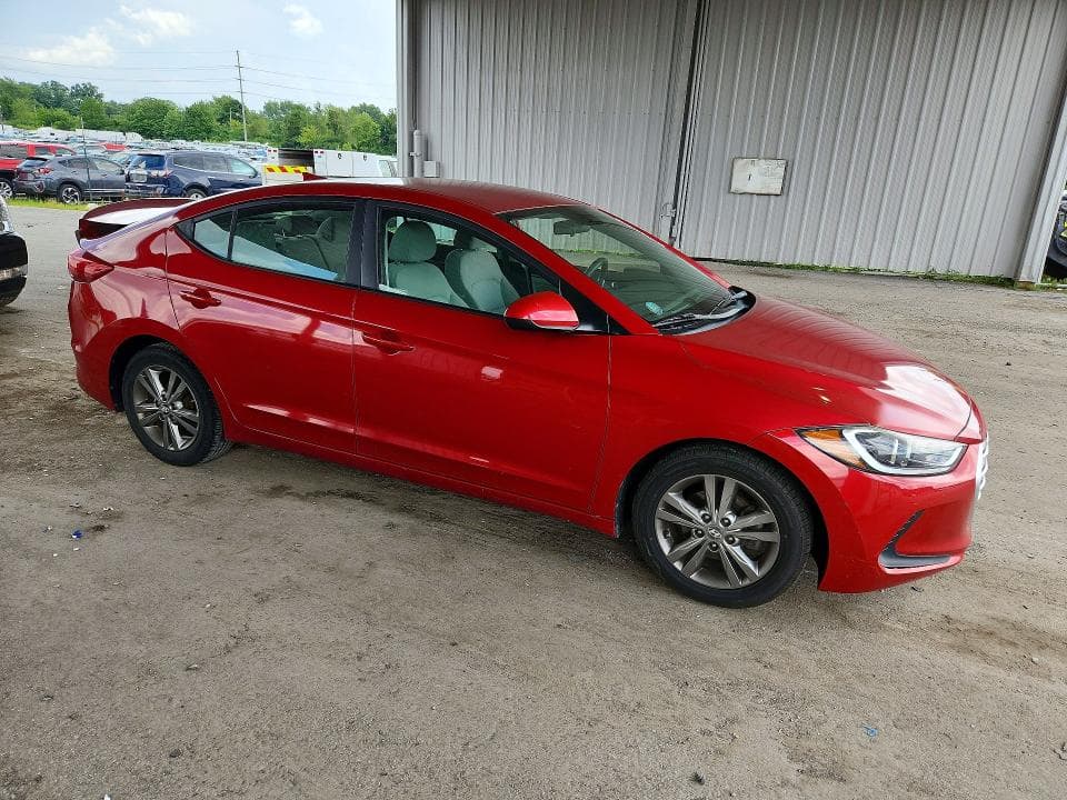 2017 HYUNDAI ELANTRA SE SE 4