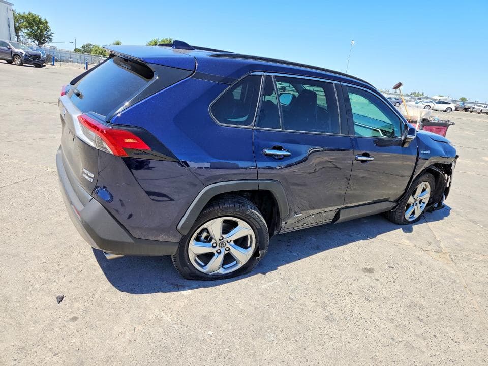 2021 TOYOTA RAV4 LIMITED 3