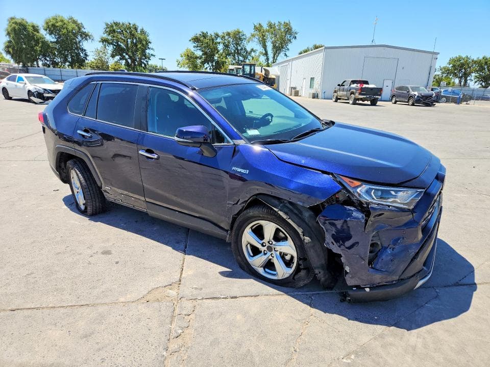 2021 TOYOTA RAV4 LIMITED 4