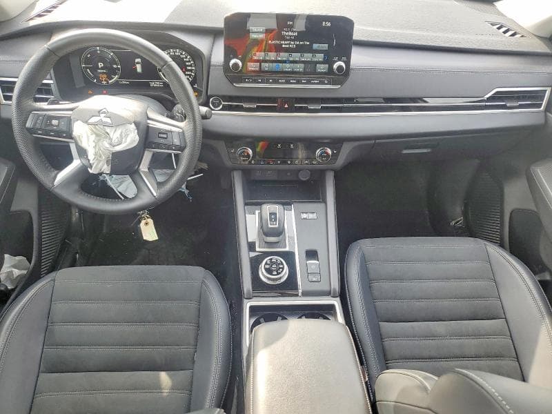 2025 MITSUBISHI OUTLANDER SE SE 8