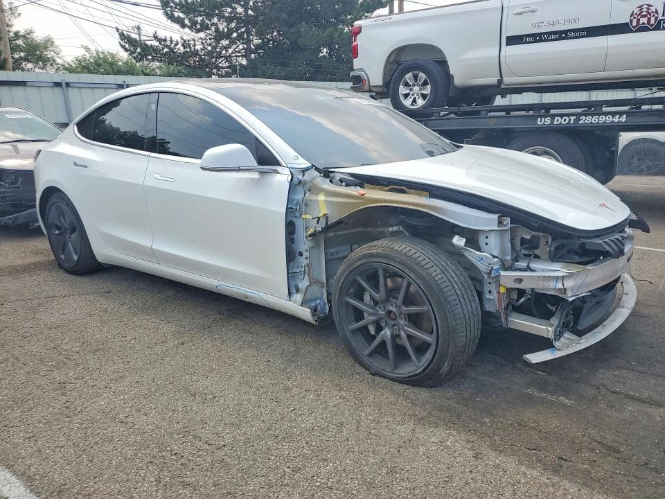 2019 TESLA MODEL 3 4