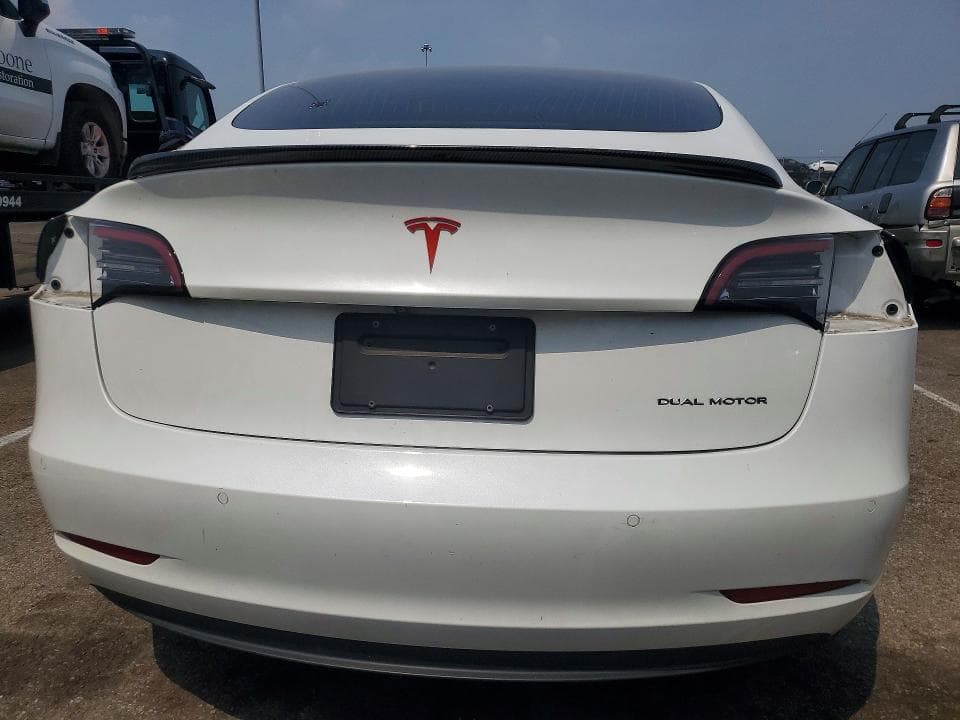 2019 TESLA MODEL 3 6