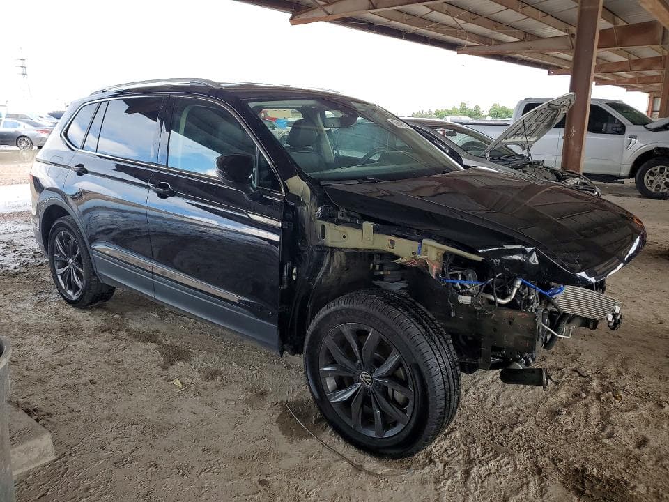 2022 VOLKSWAGEN TIGUAN SE 4