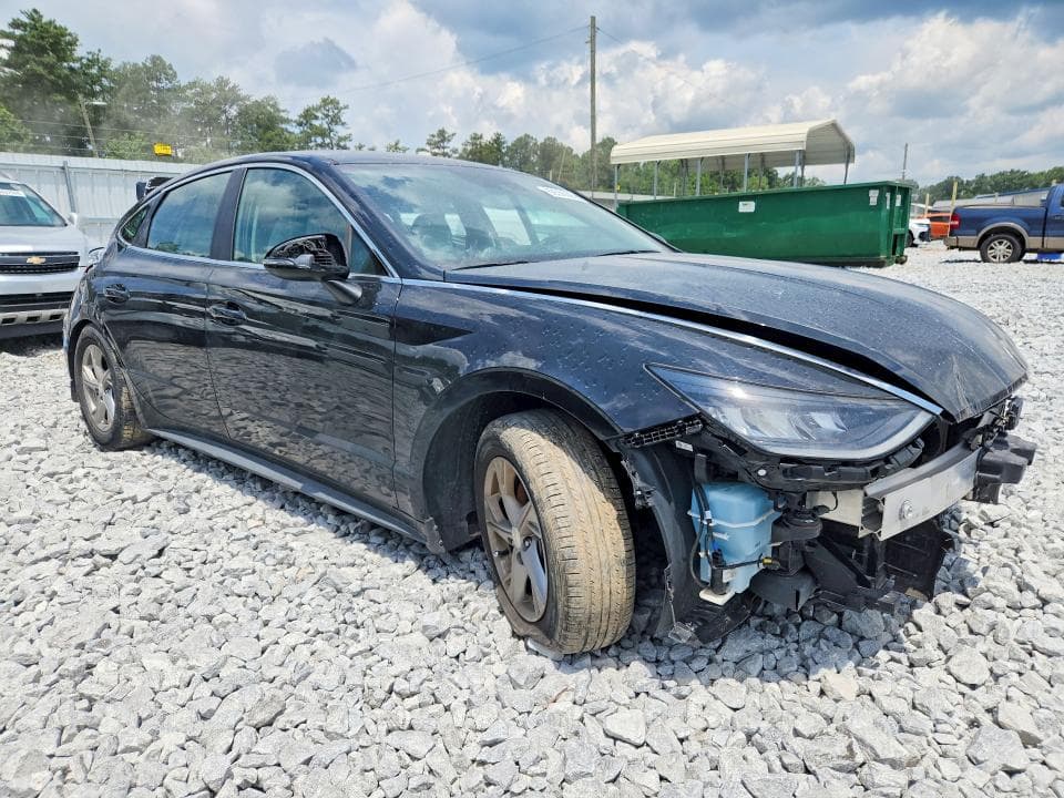 2023 HYUNDAI SONATA SE SE 4