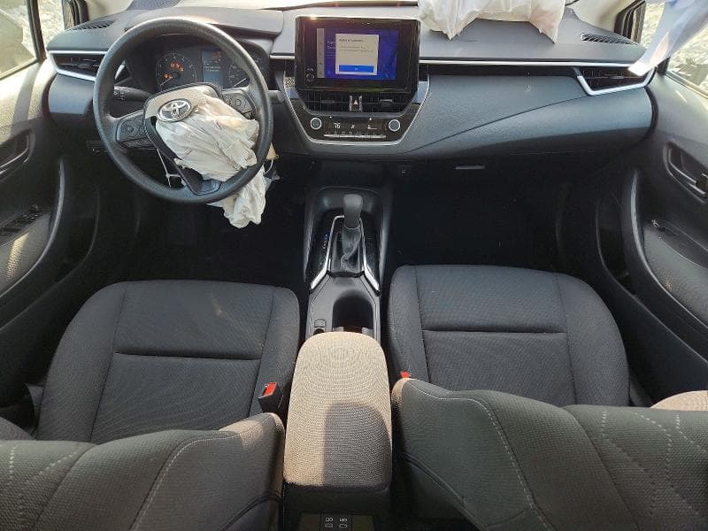 2025 TOYOTA COROLLA LE LE 8