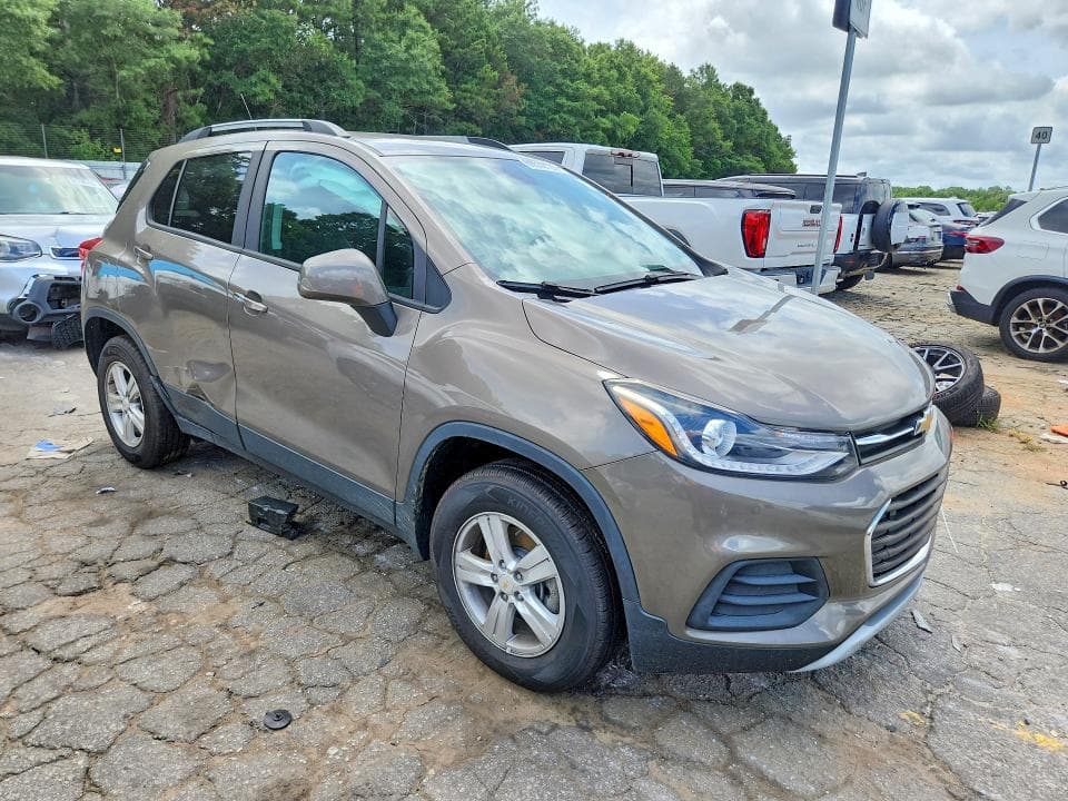 2021 CHEVROLET TRAX 1LT 4