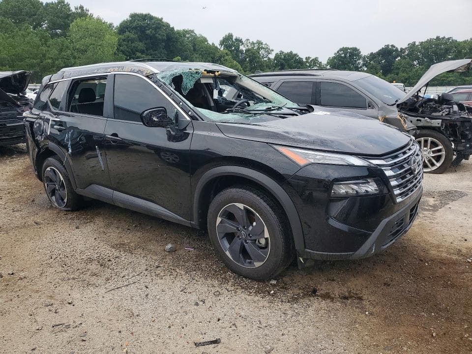 2025 NISSAN ROGUE SV 4