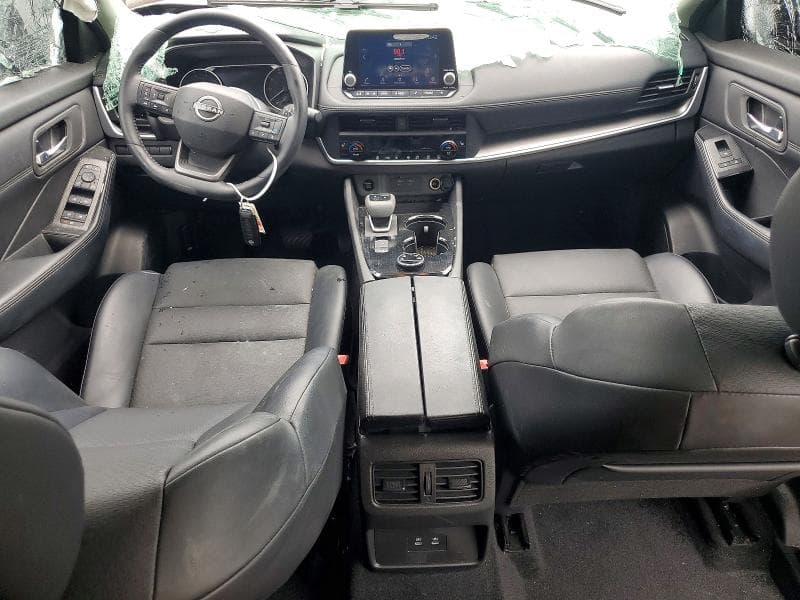 2025 NISSAN ROGUE SV 8