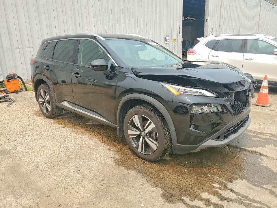 2021 NISSAN ROGUE SL 4