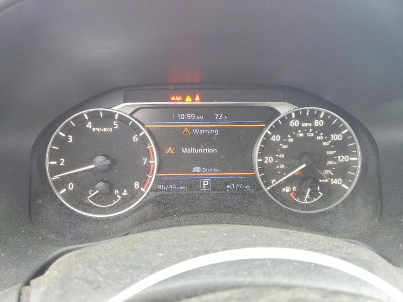 2021 NISSAN ALTIMA SR 9