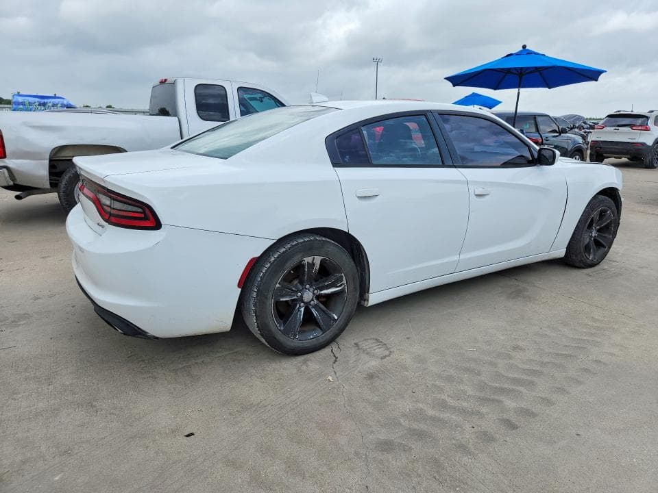 2016 DODGE CHARGER 3