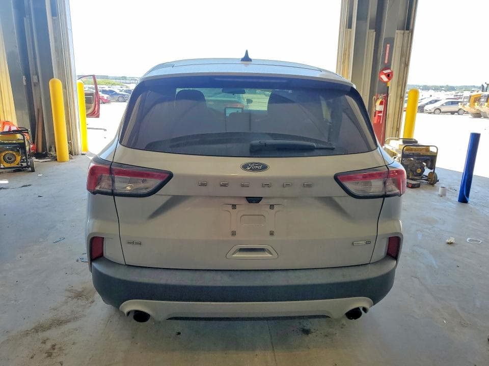 2020 FORD ESCAPE SE 6
