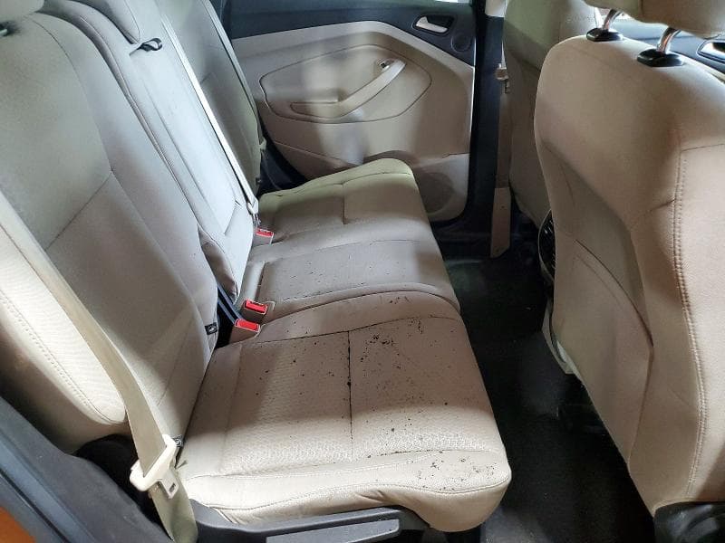 2017 FORD ESCAPE SE 11