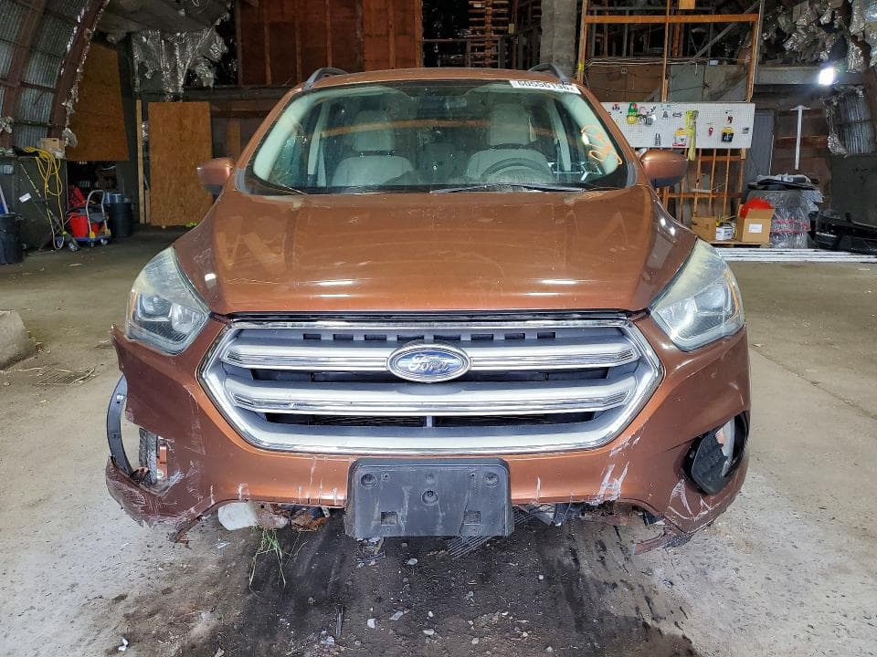 2017 FORD ESCAPE SE 5