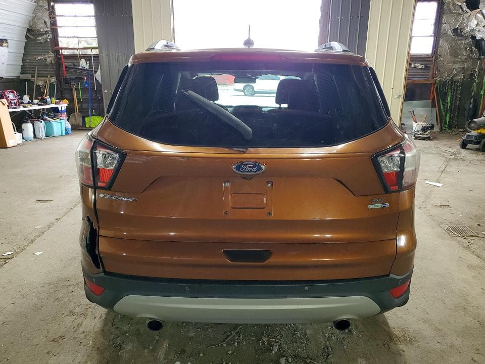 2017 FORD ESCAPE SE 6