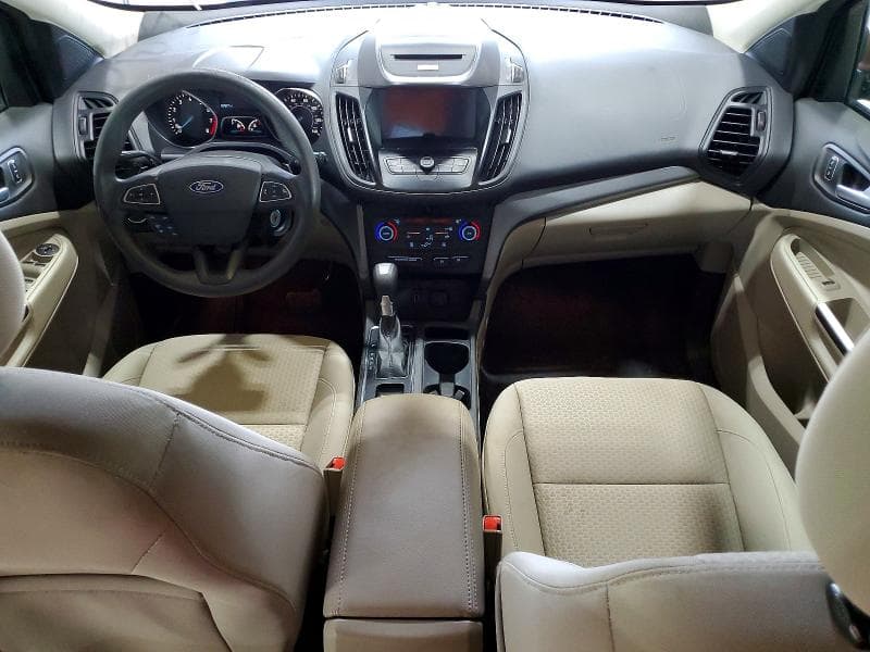 2017 FORD ESCAPE SE 8