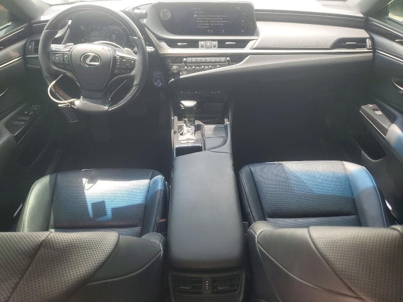 2020 LEXUS ES 300H 300H 8