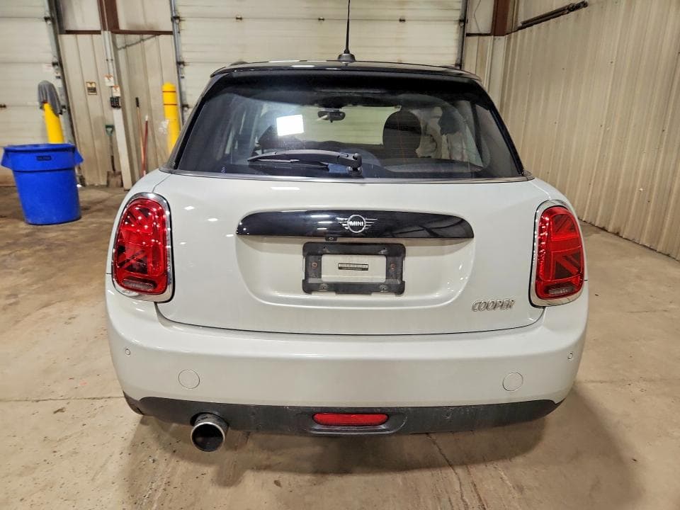 2020 MINI COOPER 6