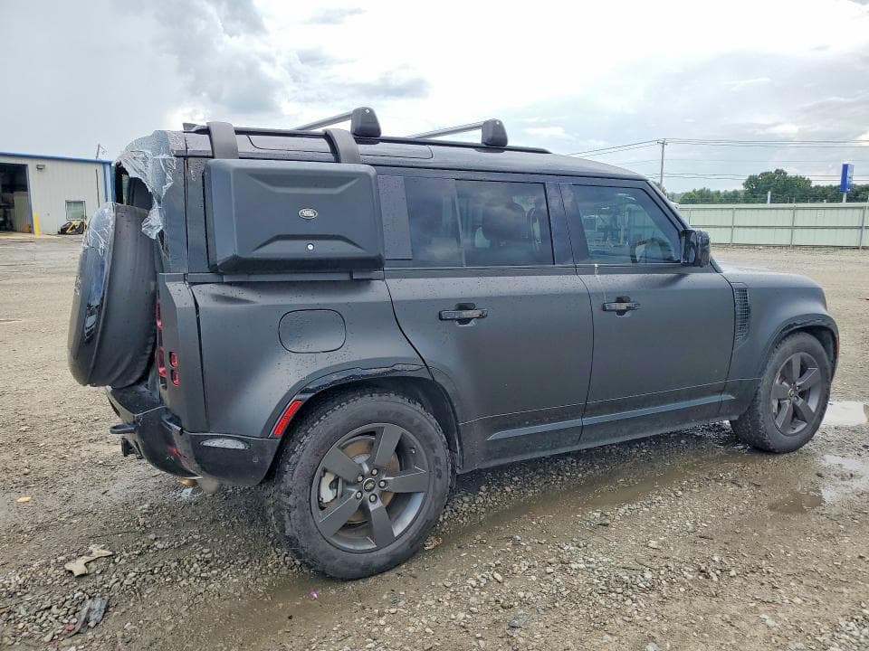 2025 LAND ROVER DEFENDER 110 X-DYNAMIC SE 3