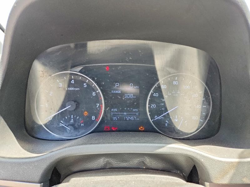 2017 HYUNDAI ELANTRA SE SE 9