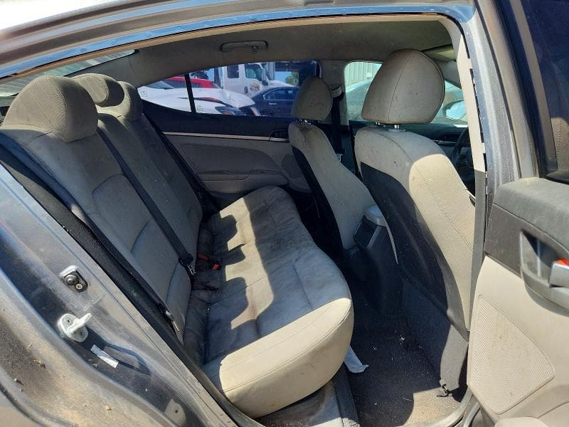 2017 HYUNDAI ELANTRA SE SE 10