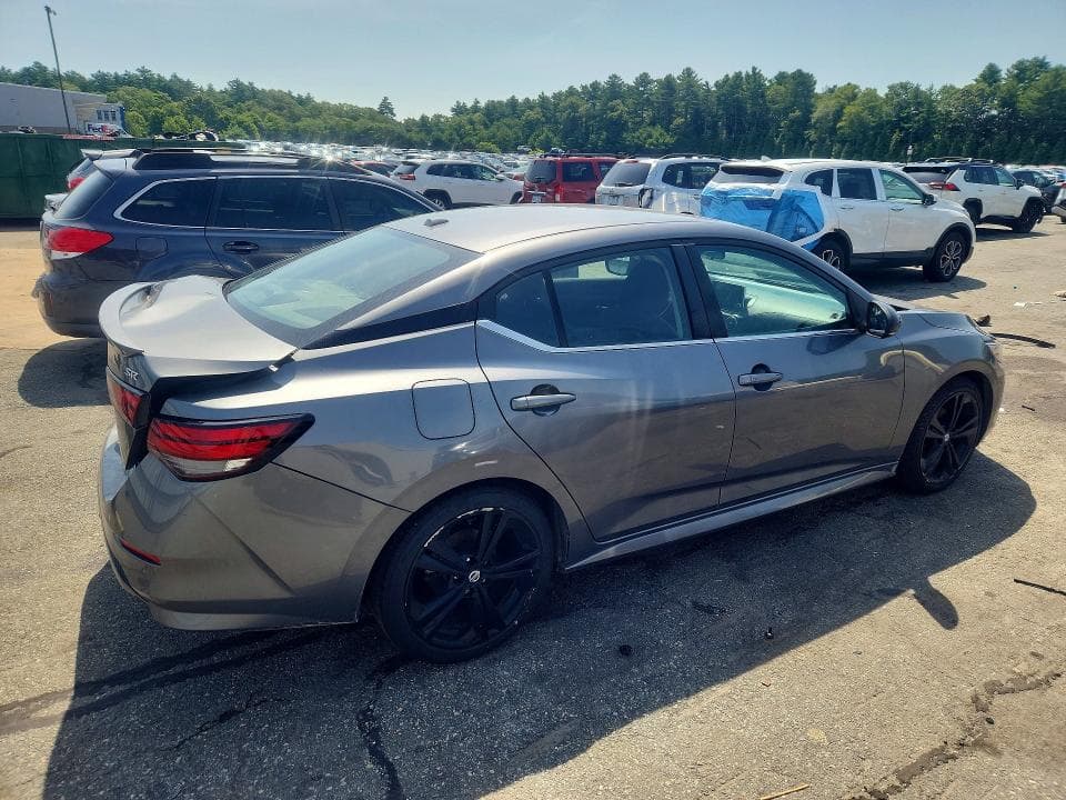 2021 NISSAN SENTRA SR 3