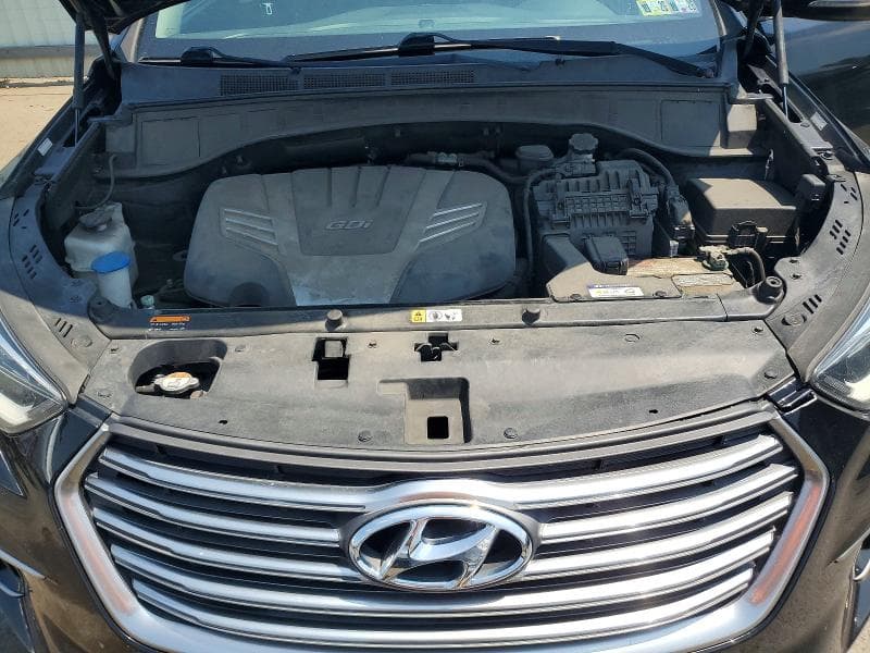 2017 HYUNDAI SANTA FE SE 12