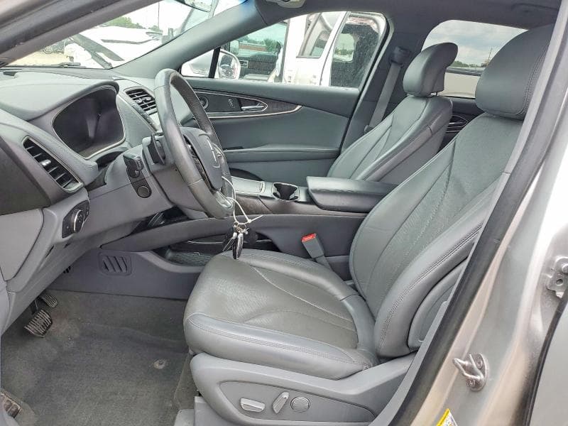 2019 LINCOLN NAUTILUS RESERVE 7