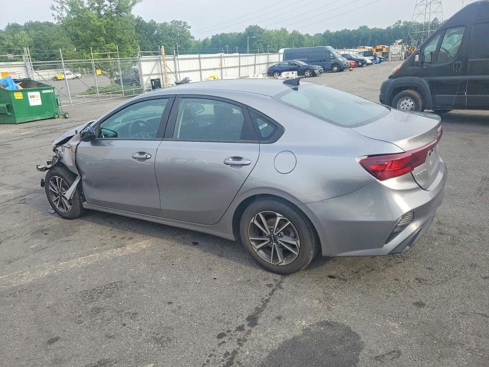 2023 KIA FORTE LXS 2