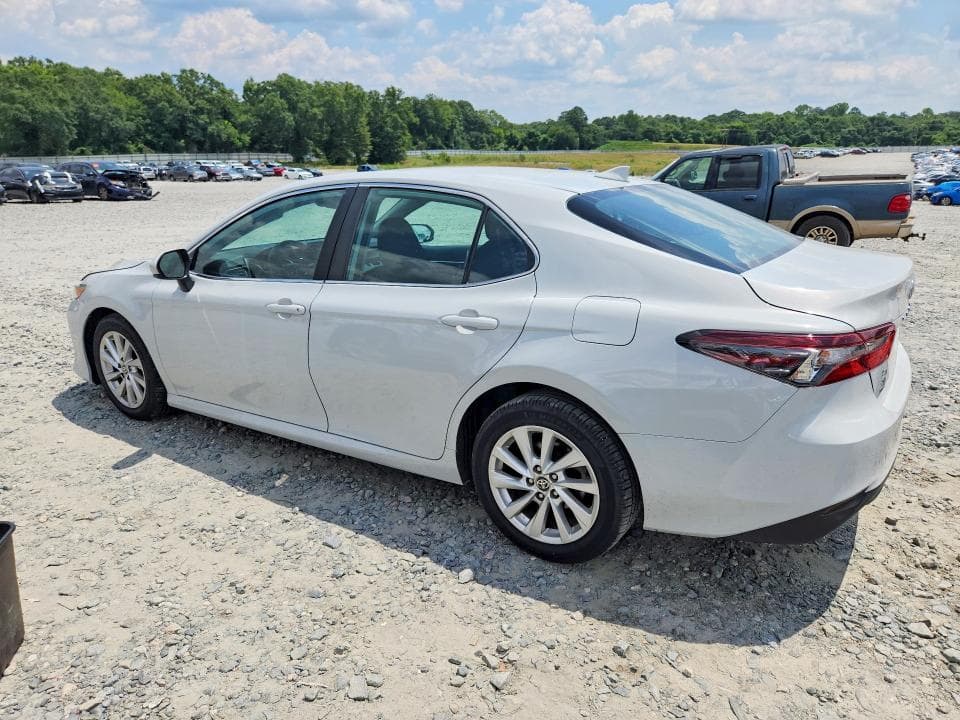 2023 TOYOTA CAMRY LE 2