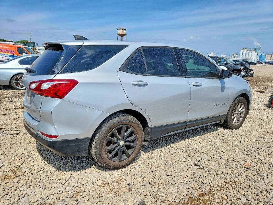 2018 CHEVROLET EQUINOX LS 3