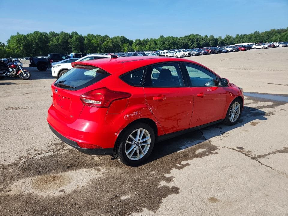2017 FORD FOCUS SE 3